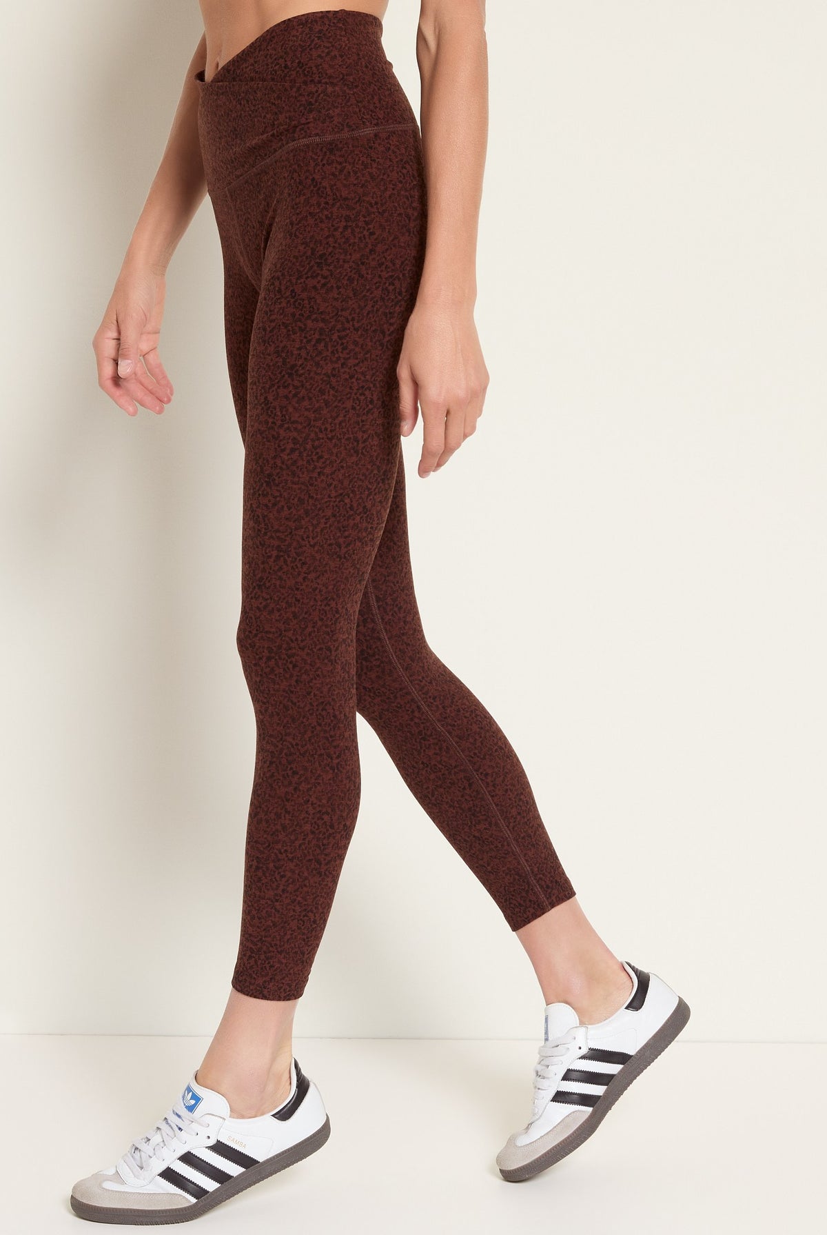 Walnut Leopard Heather $|& Interval FlowHeather Sculpt Crossover Leggings - SOF Full Front