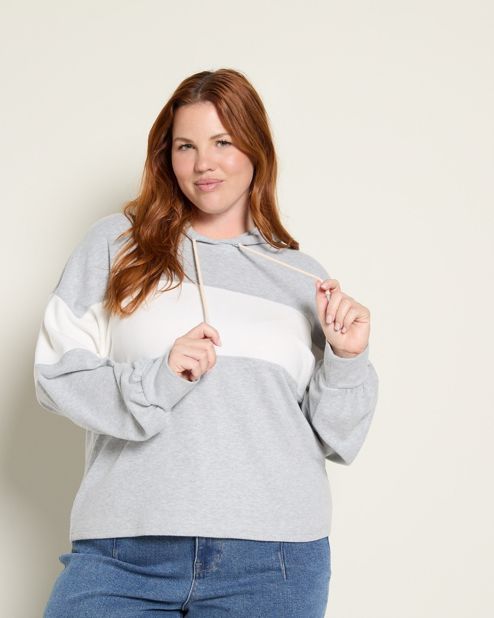 Heather Grey $|& Thread & Supply Mercer Hoodie - SOF Front