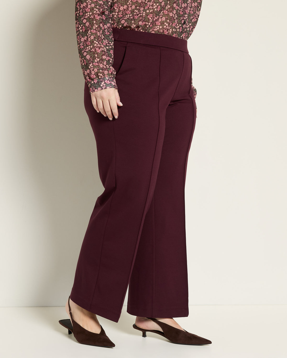 Dark Oxblood $|& Liverpool Kayla Pull-On Wide Leg Trouser - SOF Front