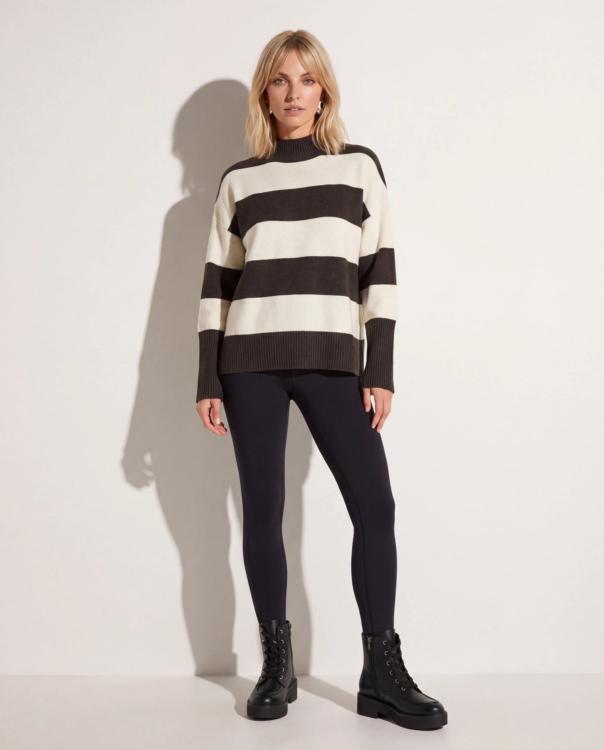 Black $|& Interval Cloudlight Core Legging - VOF Front
