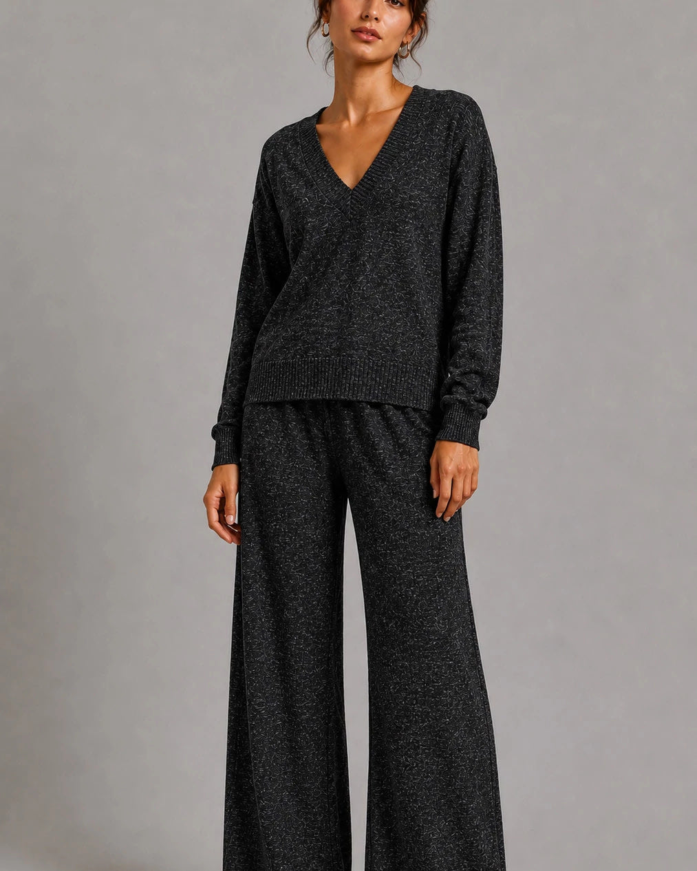 Black Onyx $|& Astrologie Hacci V-neck Top - VOF Detail