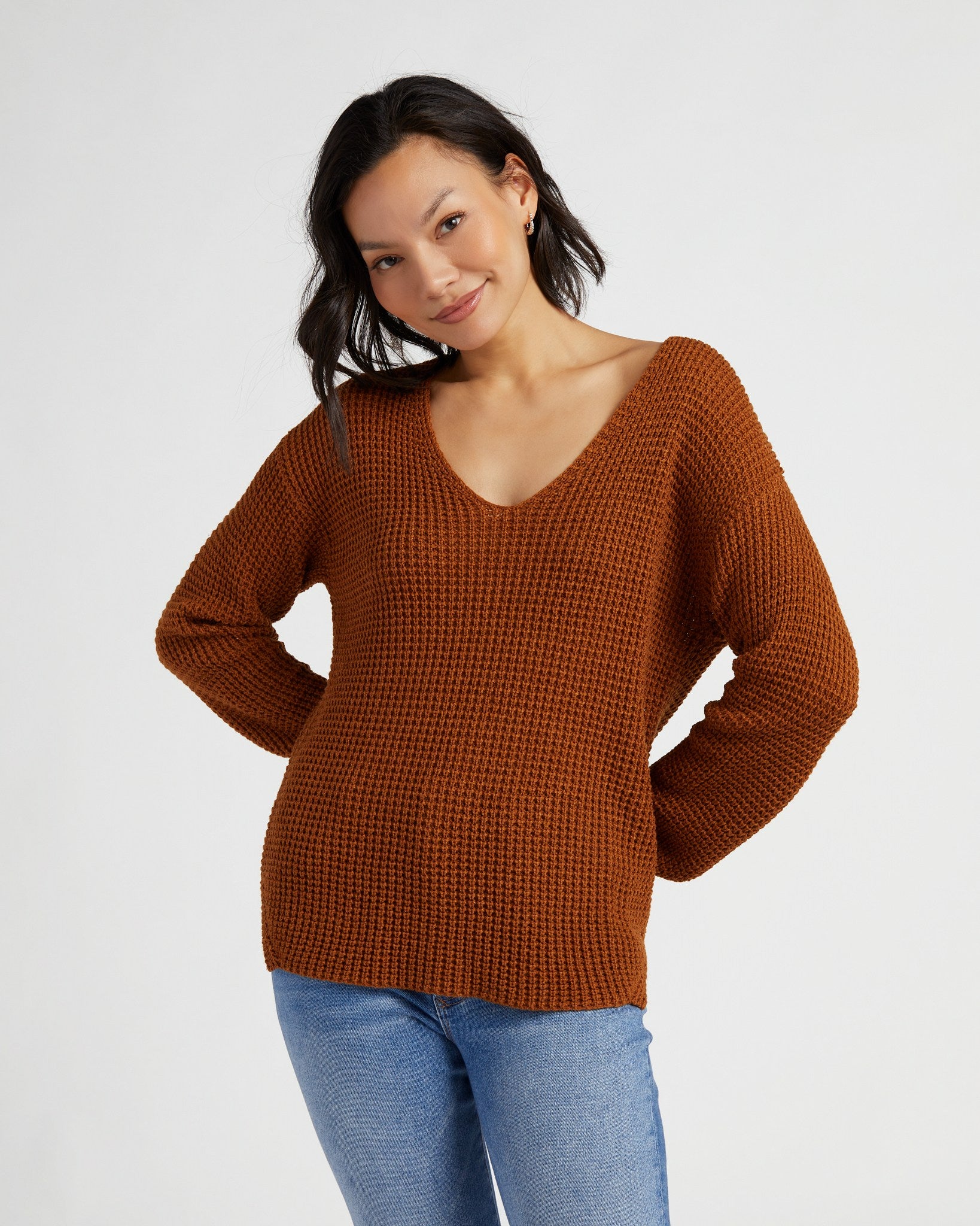 Long Sleeve V-Neck Sweater Bevelled Hem