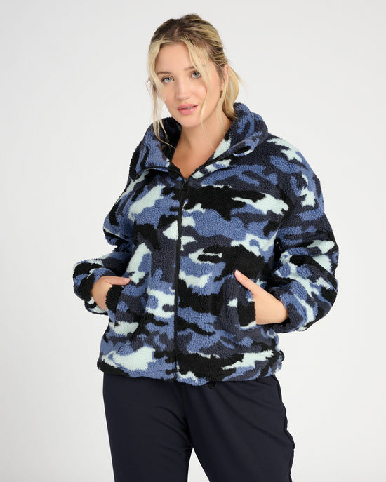 Blue Camo $|& Interval Aspen Zip Front Camo Jacket - SOF Front