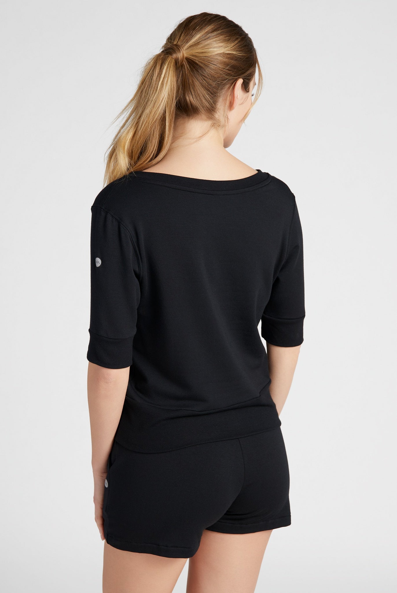 Black $|& Interval Flex Fleece Short Sleeve Top - SOF Back