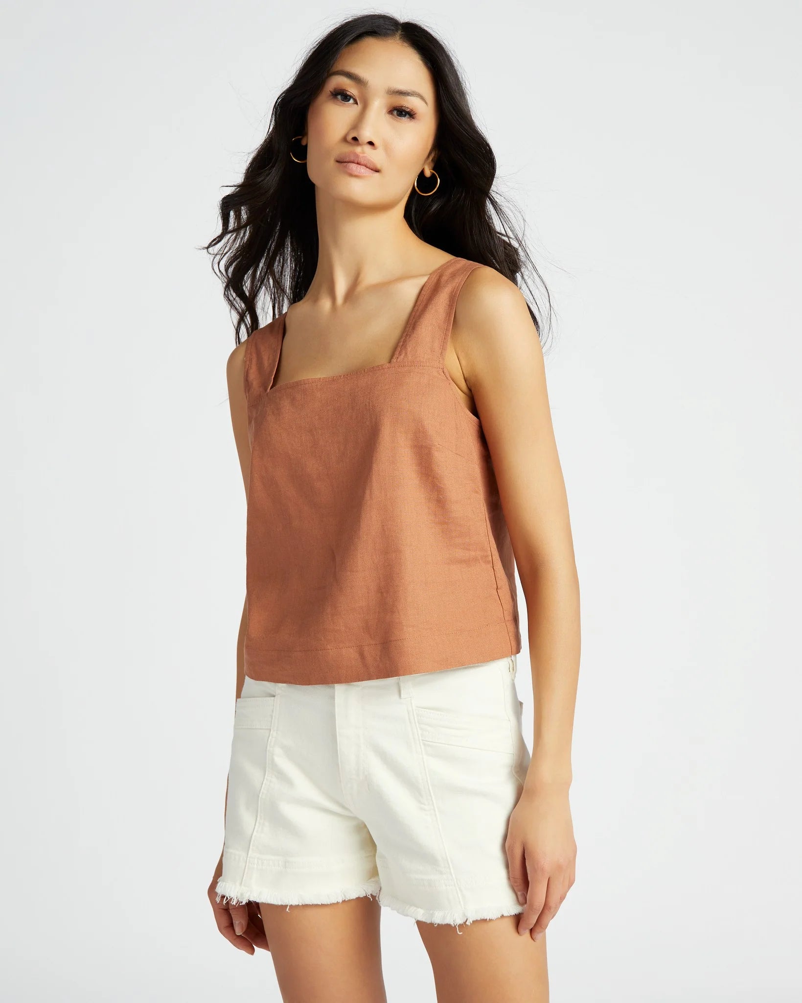 Women's Sleeveless Tops