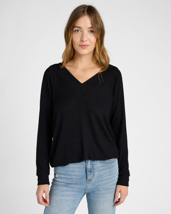 Black $|& W. by Wantable Brsh Hacci Raglan V-Neck Tunic - SOF Front