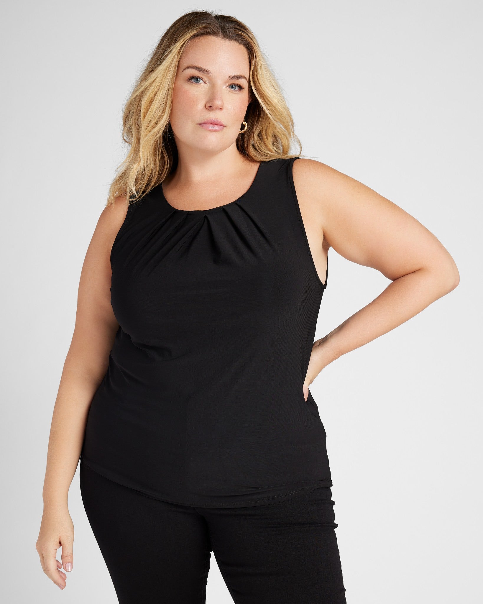 Solid Layering Shell Black $|& West Kei Solid Layering Shell - SOF Front