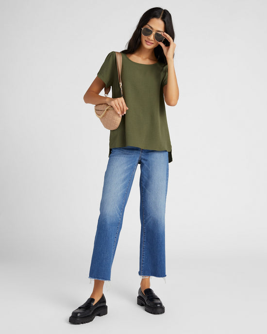 Olive $|& Les Amis Short Sleeve Tulip Top - SOF Full Front