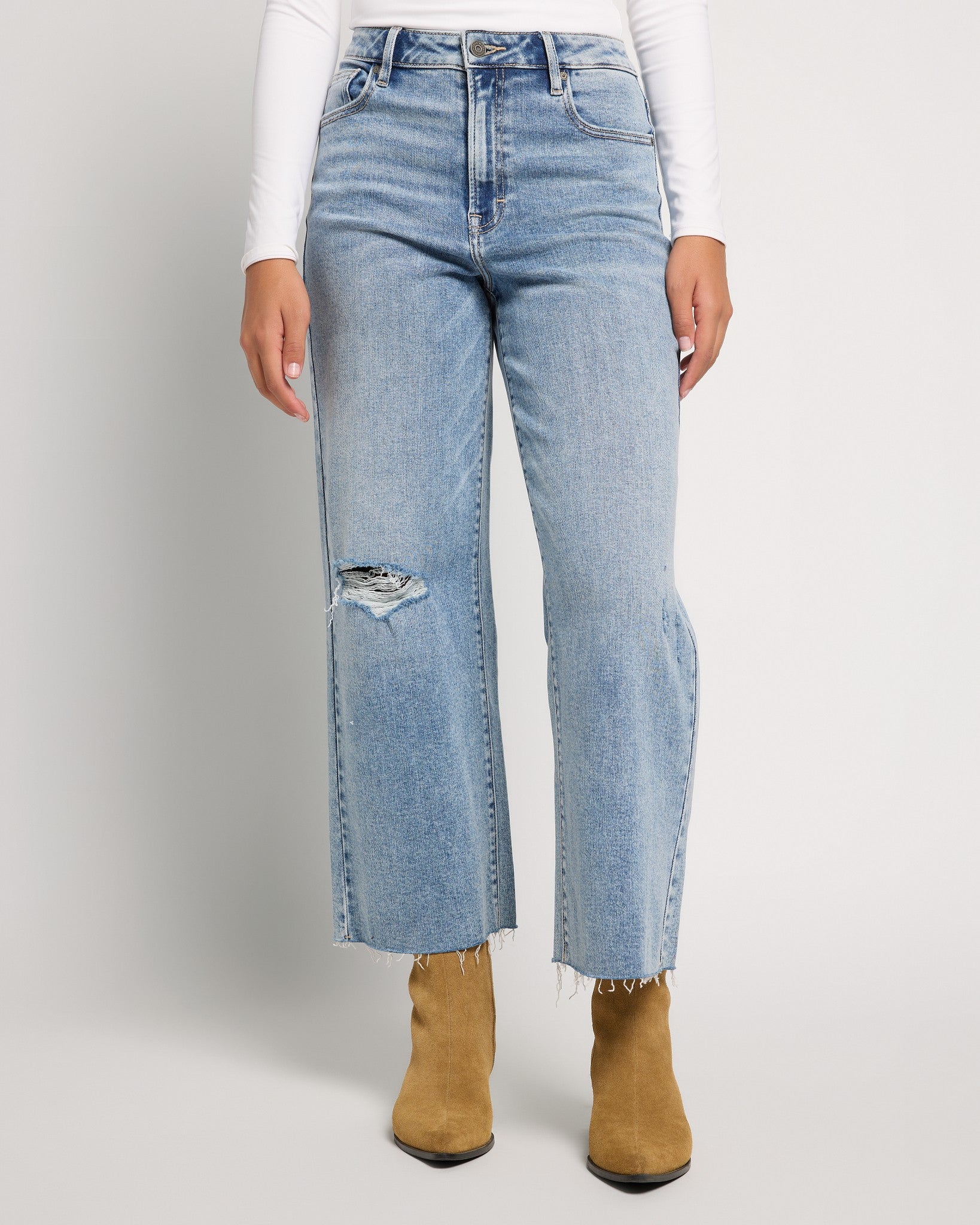 Medium Wash $|& Hidden The Nori Wide Leg Jeans - SOF Front