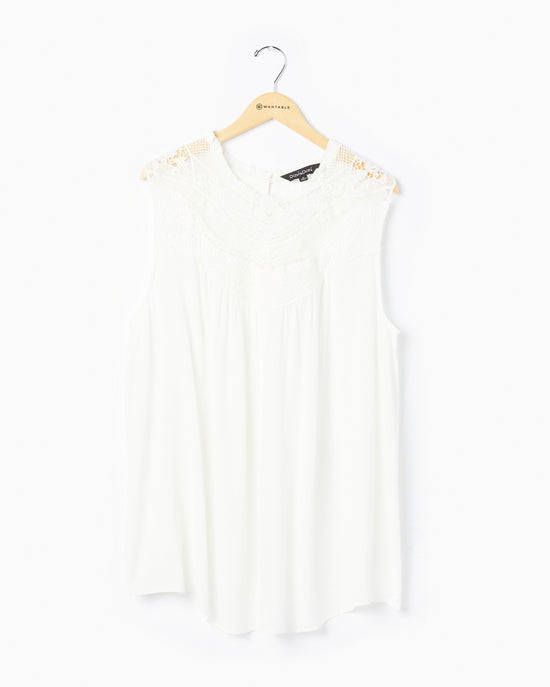 White $|& davi & dani Boho Crochet Laced Slvlss Top - Hanger Front