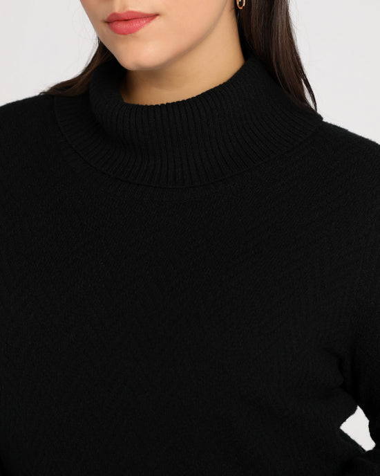 Black $|& 525 Adyson Parker Turtleneck Chevron Ribbed Sweater - SOF Detail