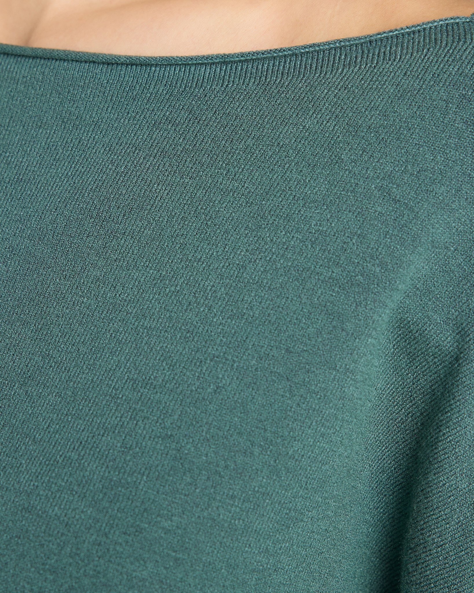 H.Parsley $|& Dreamers Pullover Ribbed Detail Sweater - SOF Detail