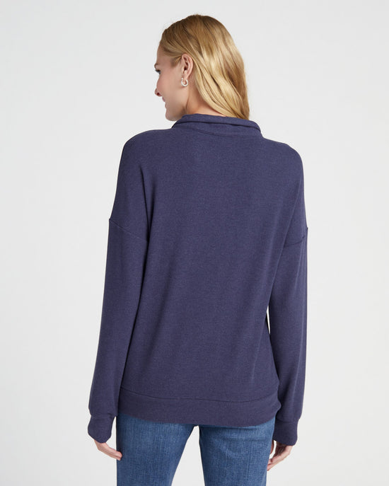 Washed Navy $|& Cloud Ten Long Sleeve Half Zip Plush Pullover - SOF Back