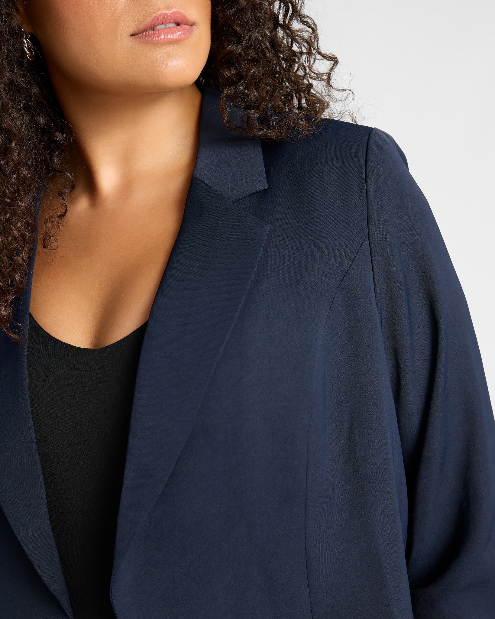 Navy $|& Skies Are Blue Recycled Shirred Sleeve Blazer - SOF Detail