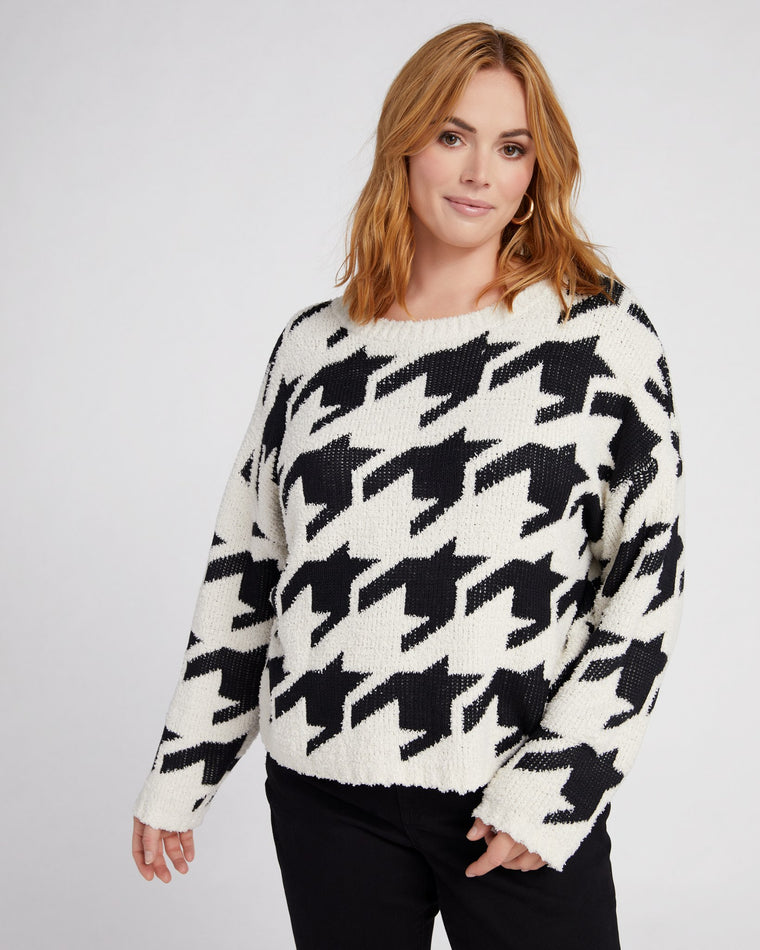 Ivory/Black $|& Bobeau Houndstooth Pullover - SOF Front