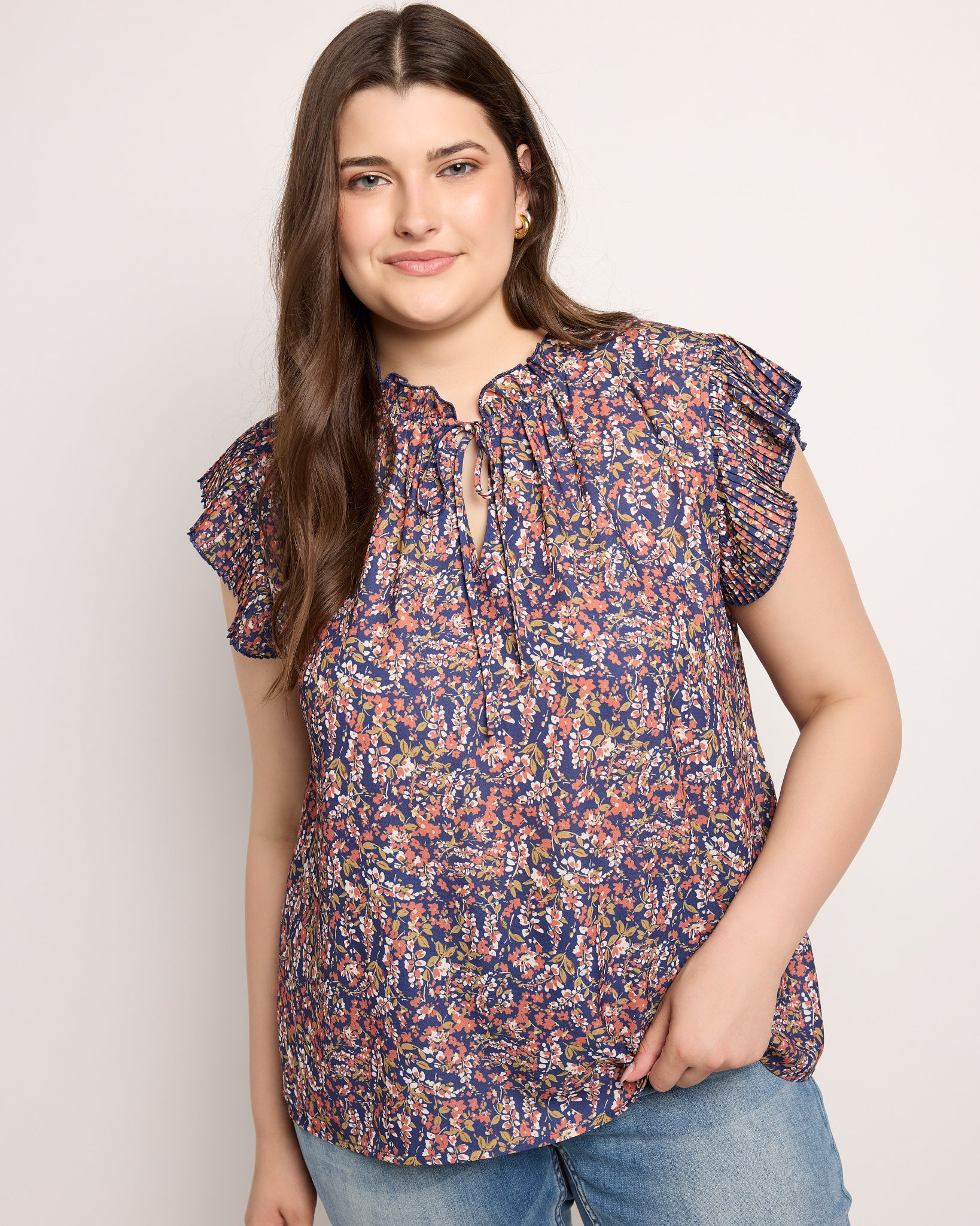 Navy $|& VOY Los Angeles Floral Pleated Sleeve Top with Tie - SOF Front