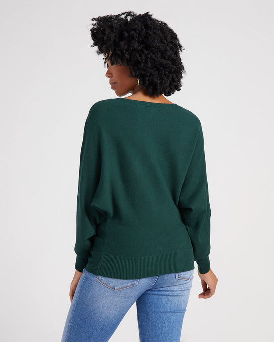 Green $|& Apricot Pocket Batwing Pullover - SOF Back