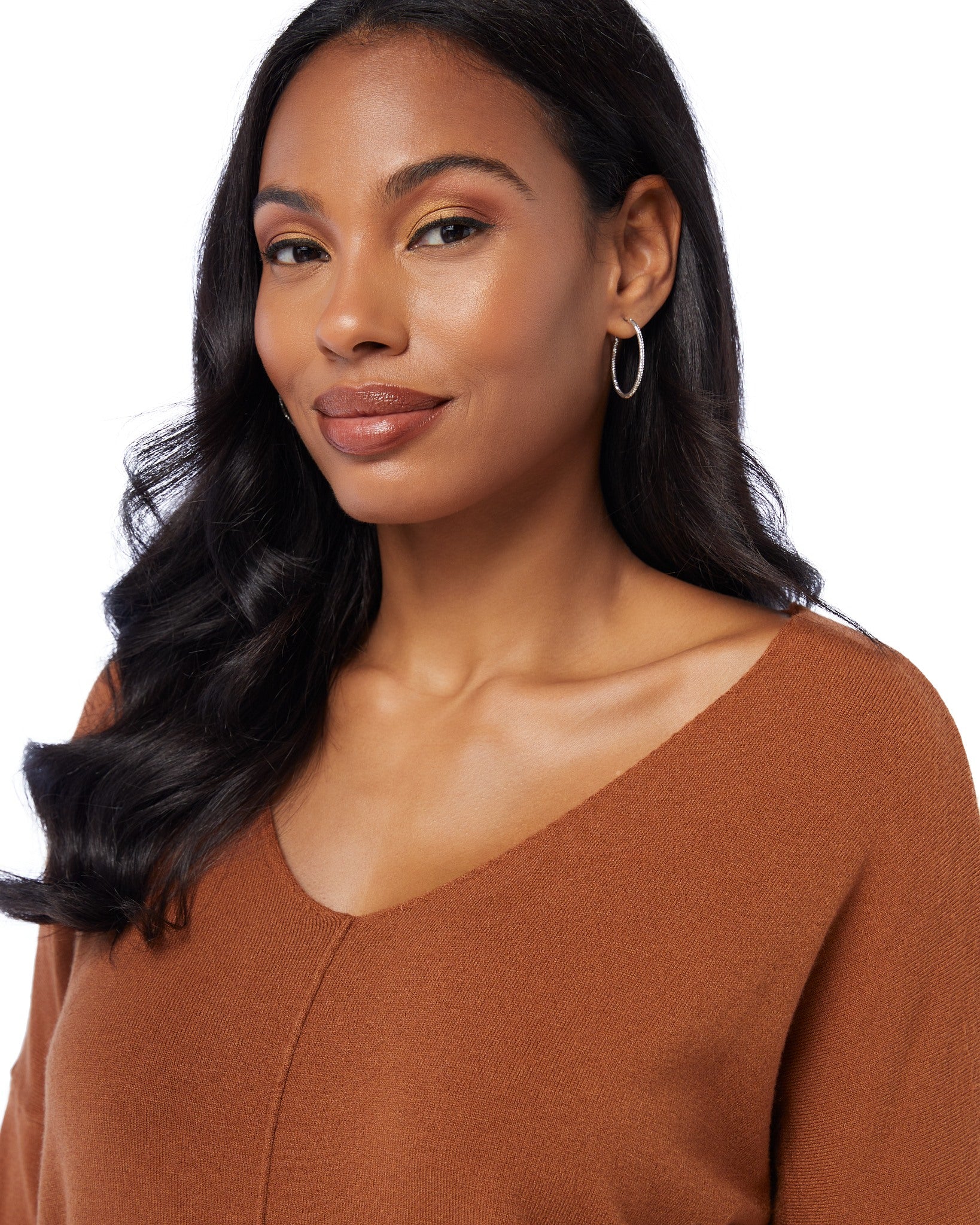Cumin $|& Dreamers Front Seam V-Neck Sweater - SOF Detail