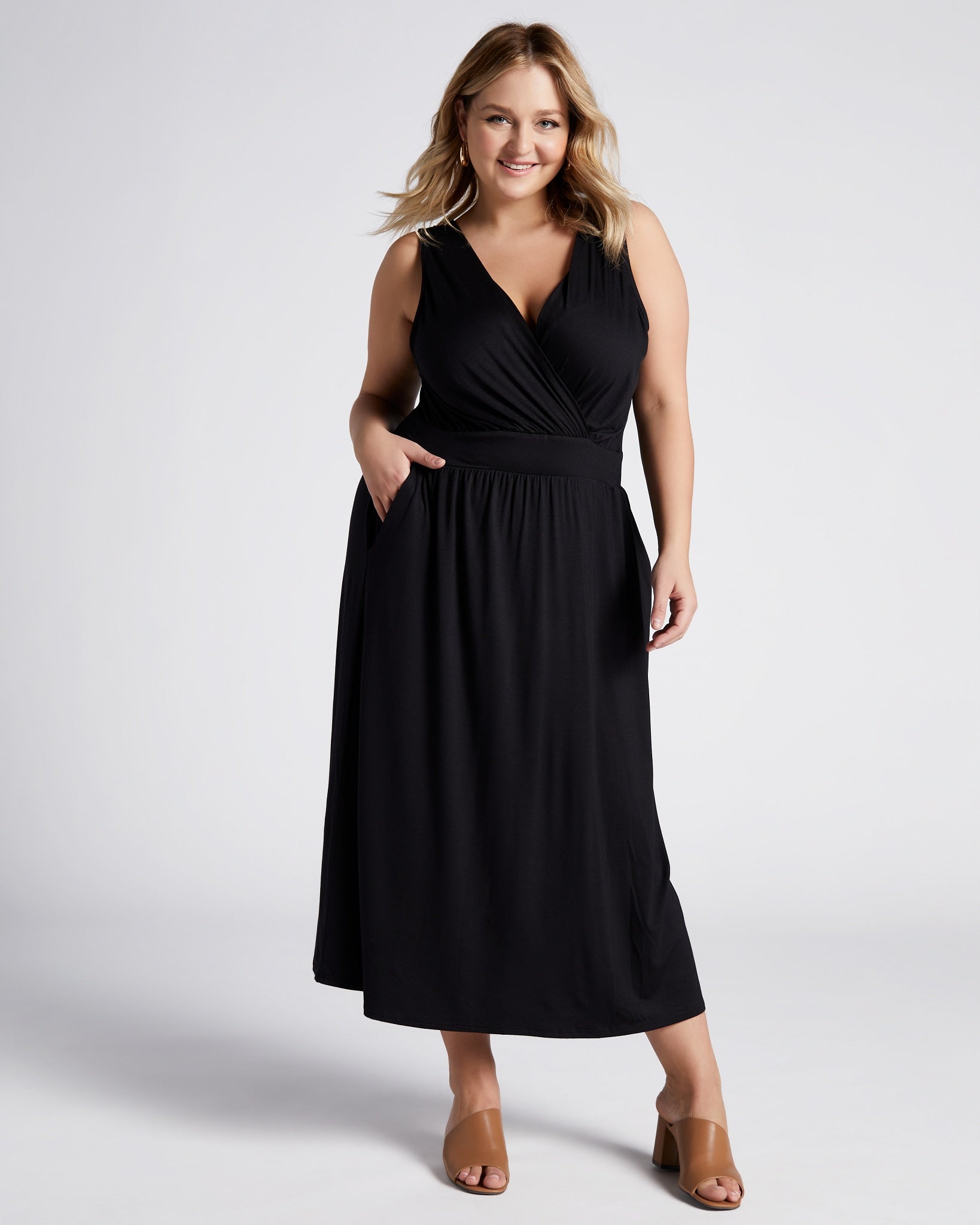 Black $|& W. by Wantable Sleeveless Midi Dress - SOF Front