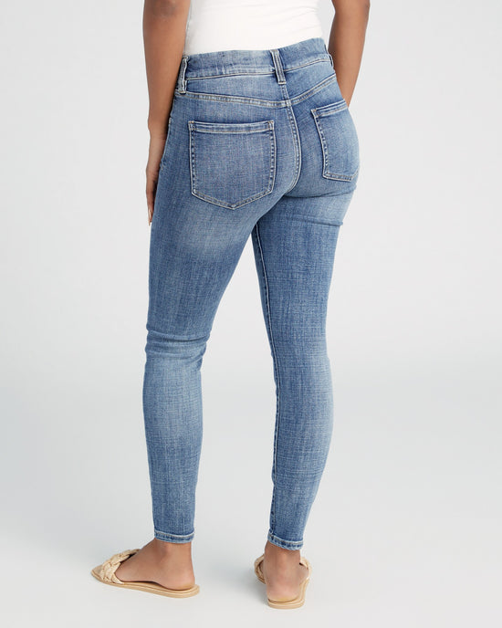 Perry Blue $|& Liverpool Gia Glider Ankle Skinny - SOF Back