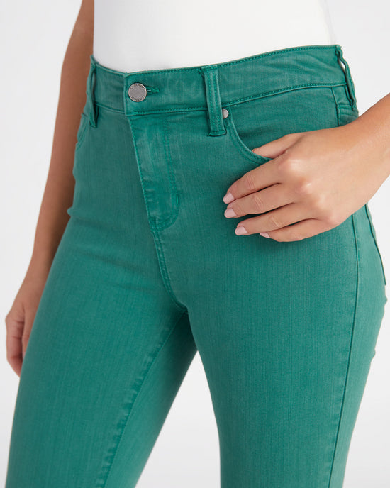 Serpentine Green $|& Liverpool Abby Ankle Skinny - SOF Detail