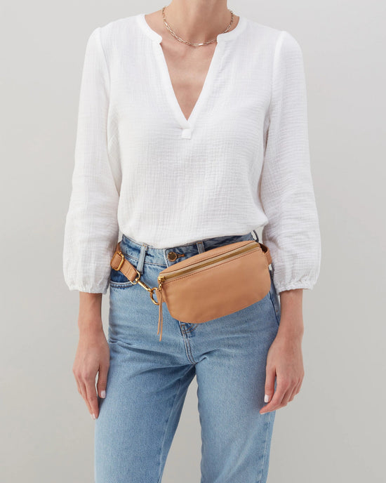 Sandstone $|& Hobo Fern Belt Bag - VOF Front