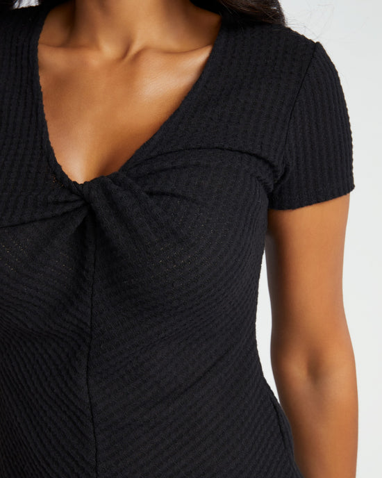 Black $|& Mila Mae Short Sleeve Ribbed Knit Twist V-Neck Solid Top - SOF Detail