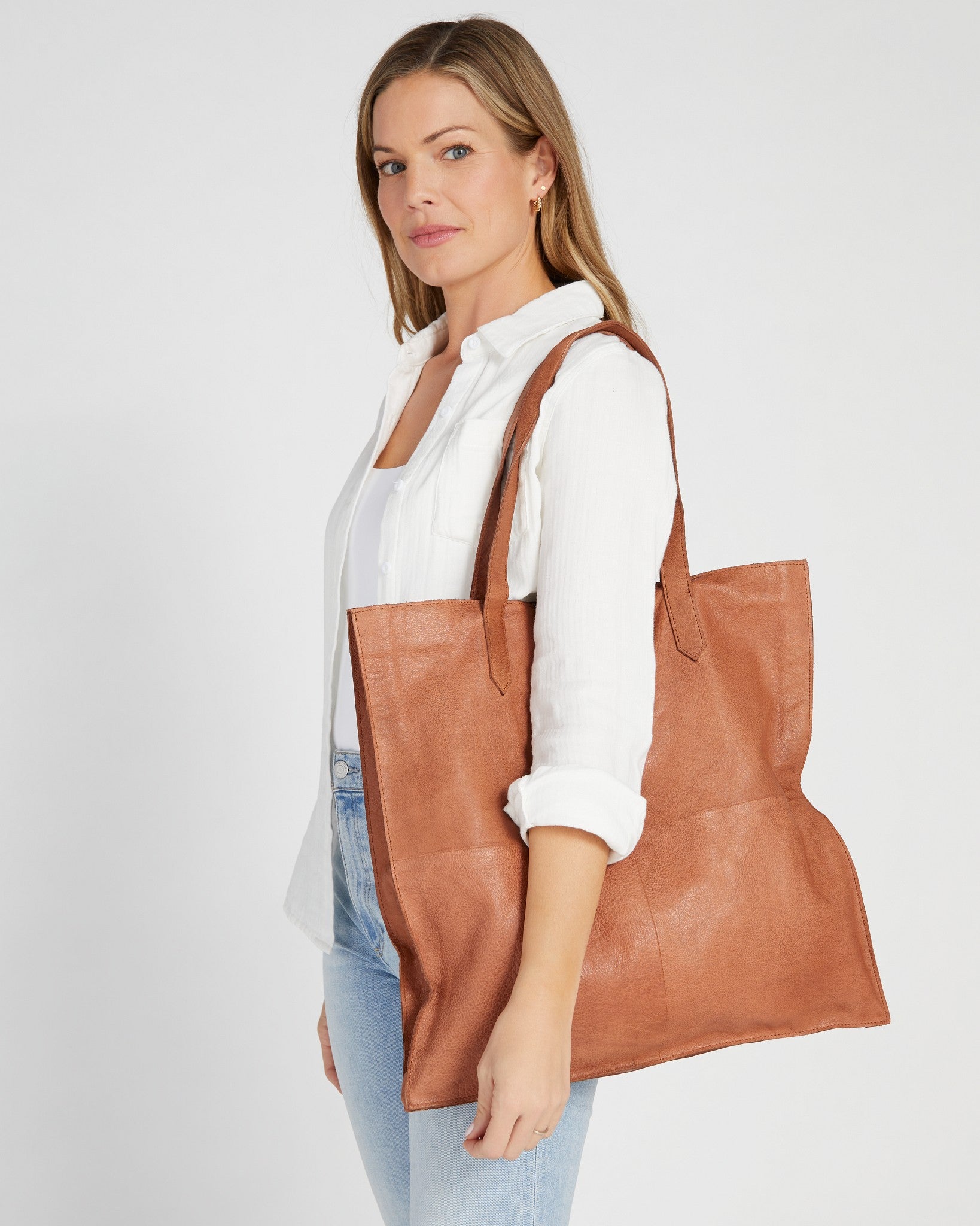 Saddle $|& Day & Mood Fara Oversized Shopper - SOF Front
