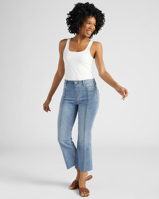 Mount Vernon Blue $|& Liverpool Gia Pintuck Crop Flare Jeans - SOF Full Front