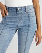 Mount Vernon $|& Liverpool Gia Pintuck Crop Flare Jeans - SOF Detail