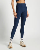 Iris Black $|& Interval FlowHeather Sculpt Pocket Legging - SOF Front