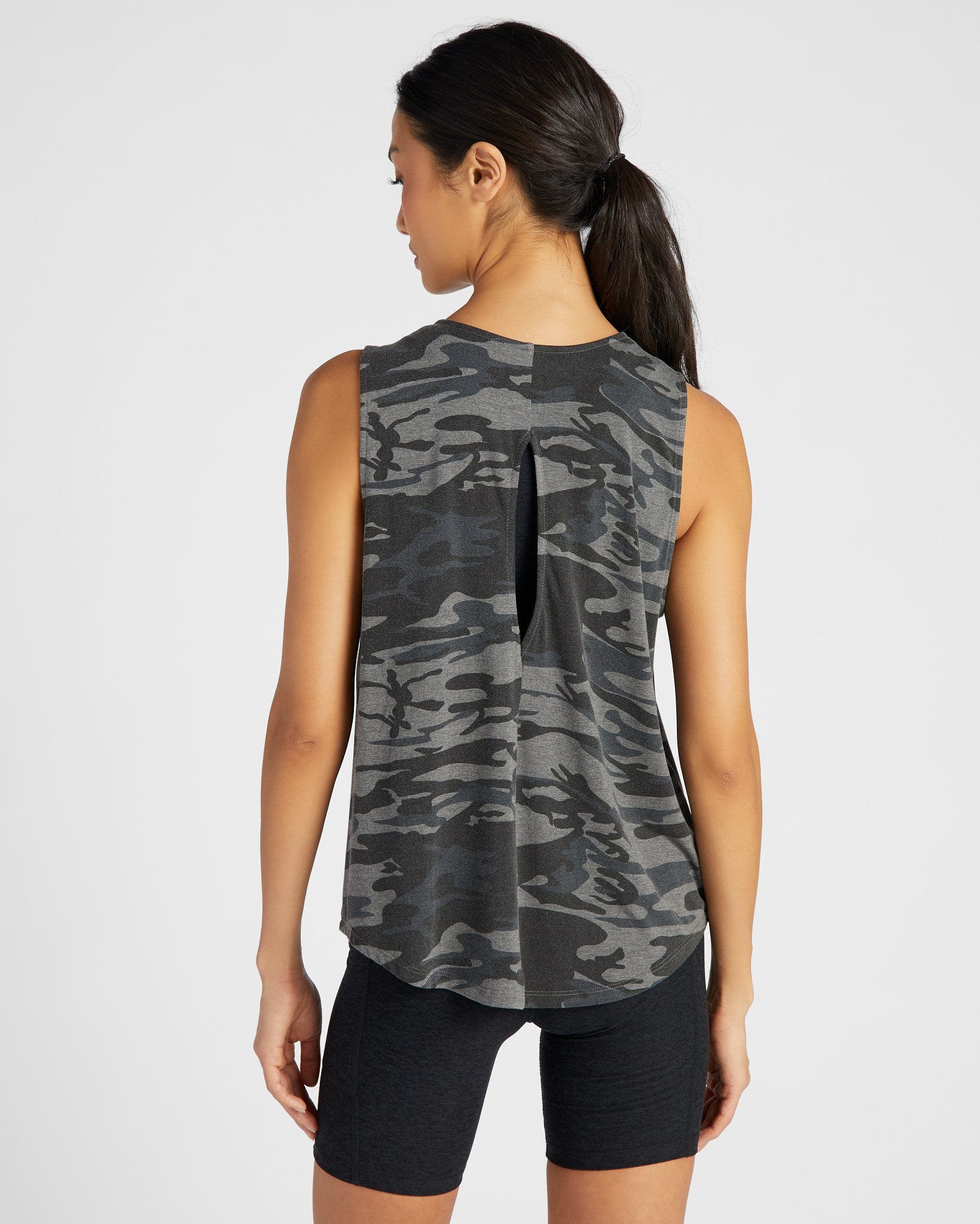 Camo $|& Interval Keyhole Camo Tank - SOF Back
