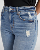 Medium Wash $|& SEAS Carly High Rise Mom Jeans - SOF Detail