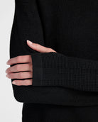Black $|& Herizon Wanderer Thumbhole Tunic - SOF Detail