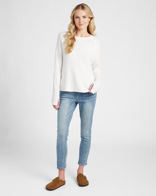 White $|& Herizon Wanderer Thumbhole Tunic - SOF Full Front