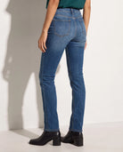Dark Wash $|& SEAS Mariah Bootcut Jeans - SOF Side