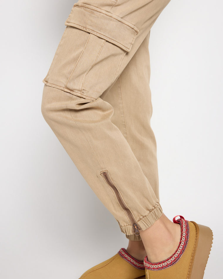 Nomad Beige $|& Herizon Niki Cargo Pant - SOF Full Front