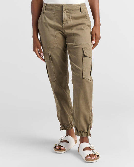 Coriander Green $|& Herizon Niki Cargo Pant - SOF Front