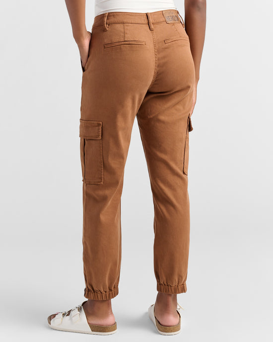 Toffee $|& Herizon Niki Cargo Pant - SOF Back