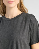 Antracita $|& SEAS Newport Cropped Tee - SOF Detail