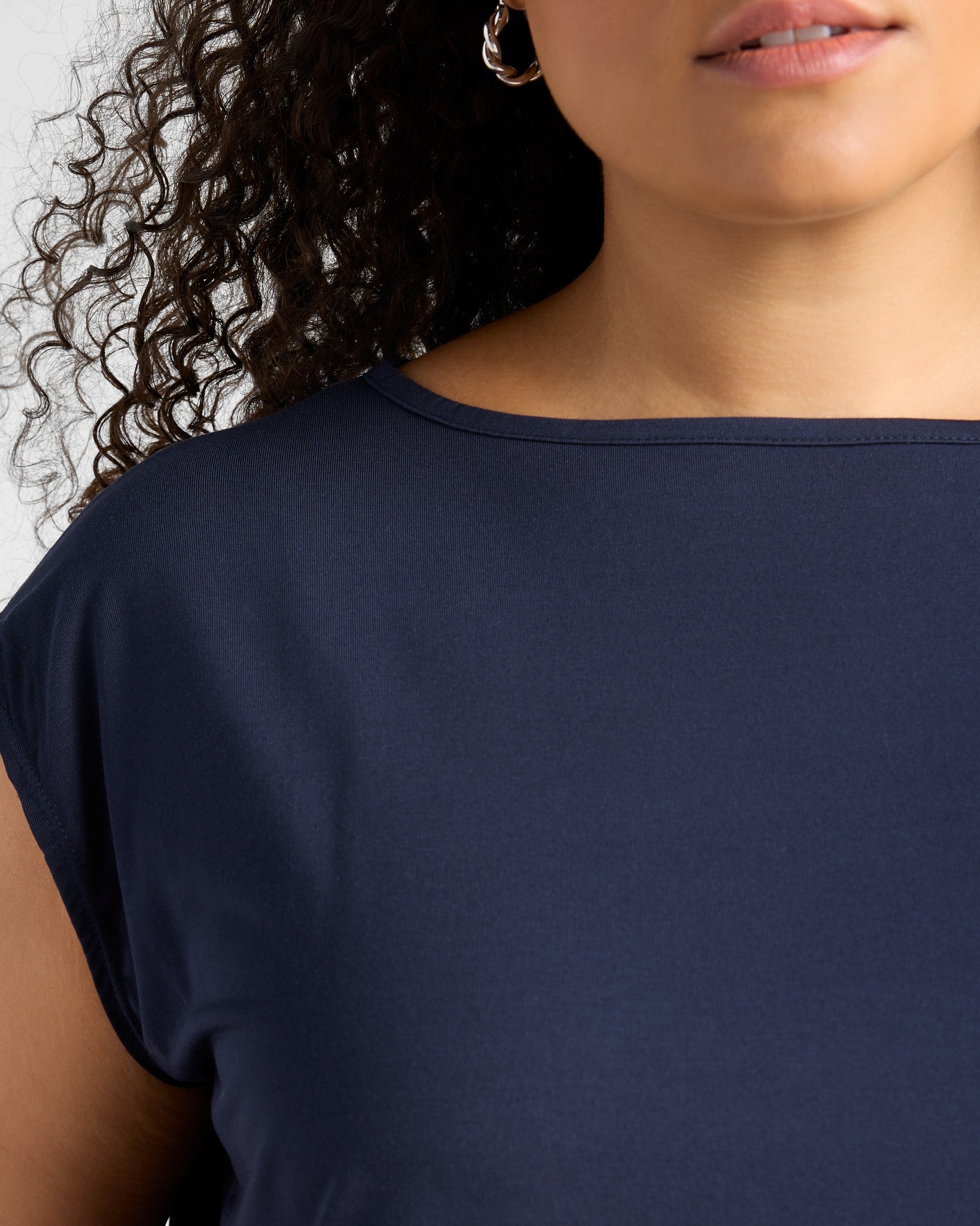 Navy $|& SEAS Brentwood Boat Neck Top - SOF Detail