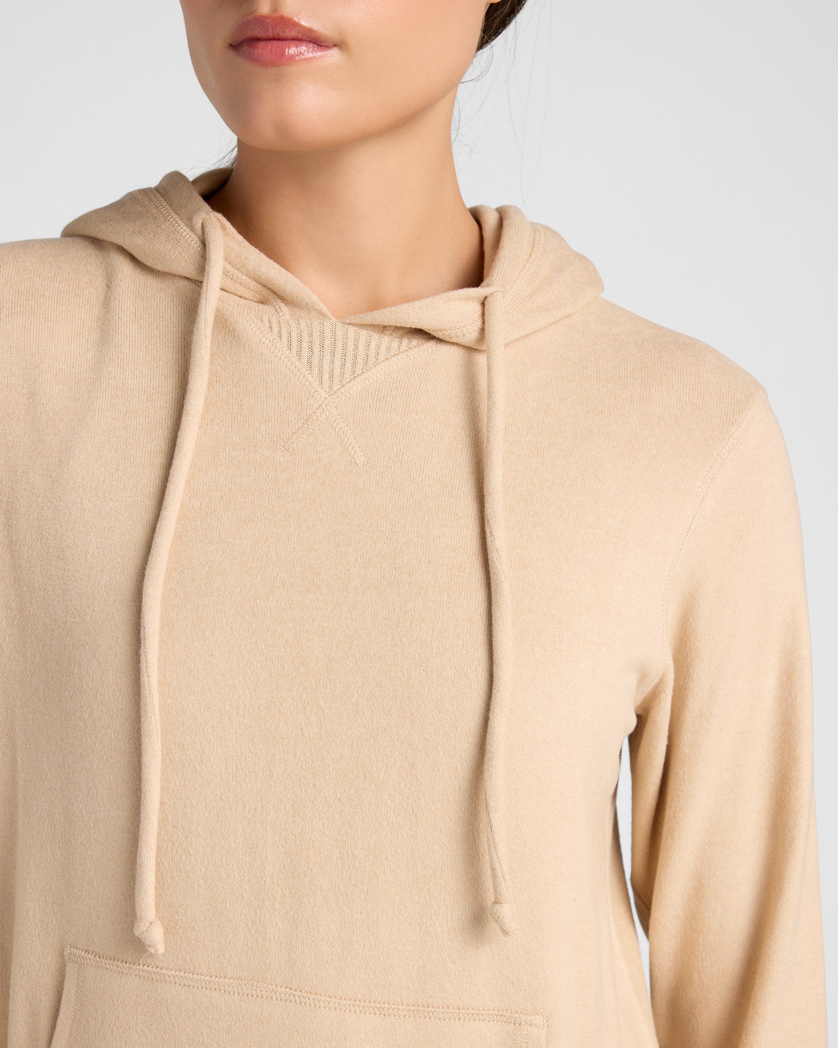 Heathered Oatmeal $|& Interval Hacci Hoodie - SOF Detail