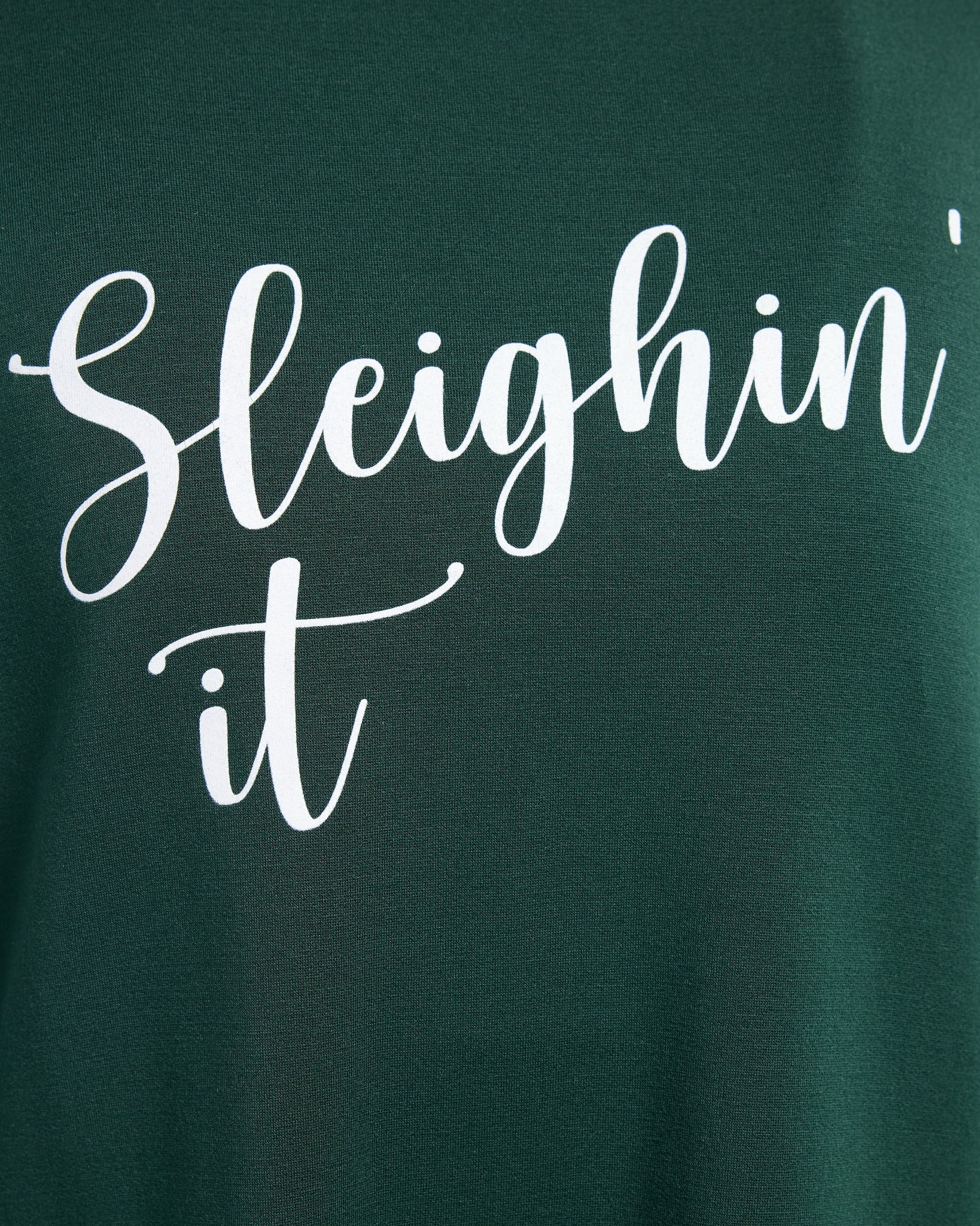 Hunter Green $|& Interval Flex Graphic Pullover - Sleighing It - SOF Detail