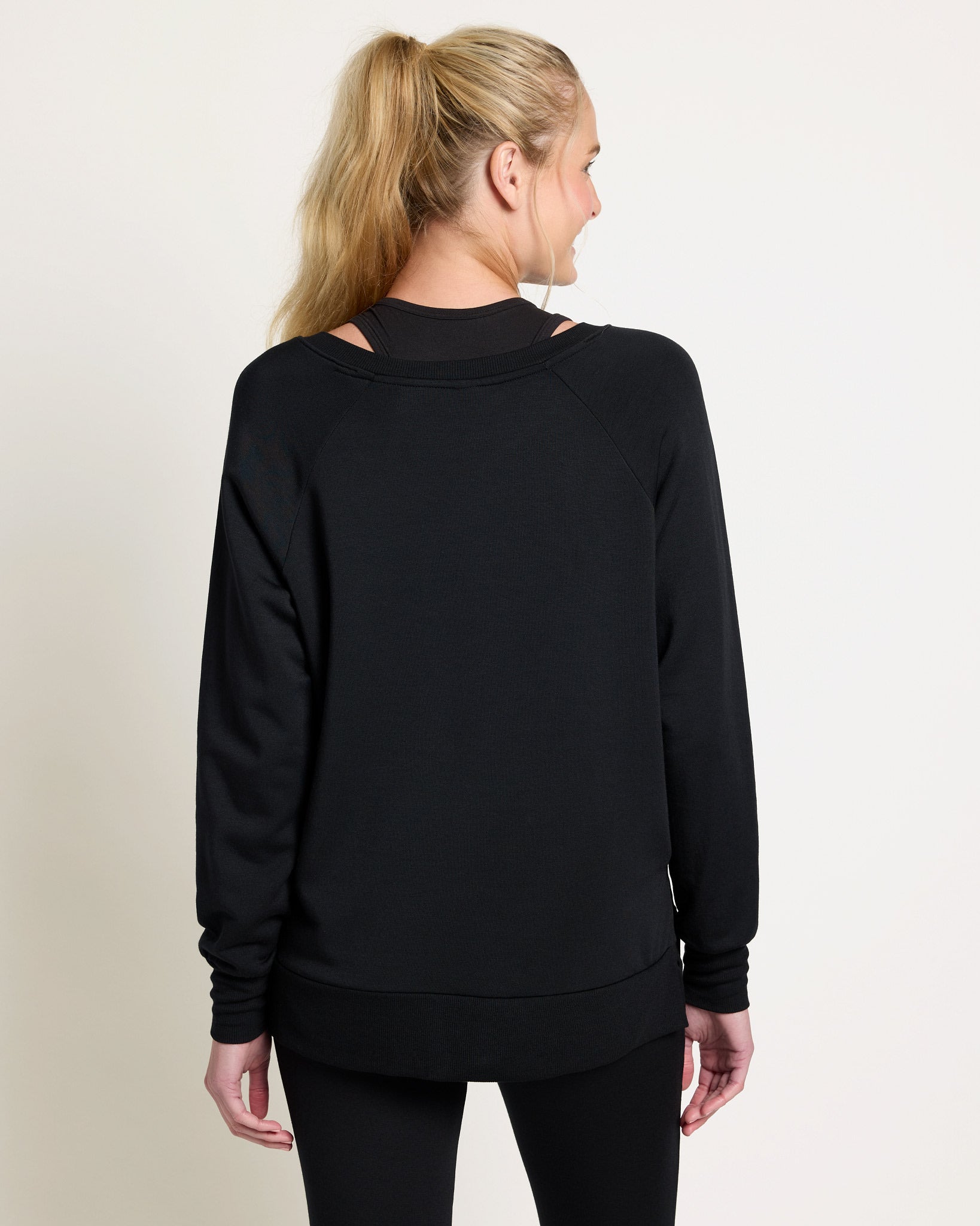 Black $|& Interval Flex Fleece V-Neck Top - SOF Back