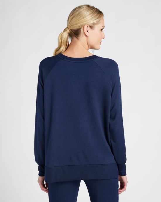 Navy $|& Interval Flex Fleece Crew Neck Top - SOF Back