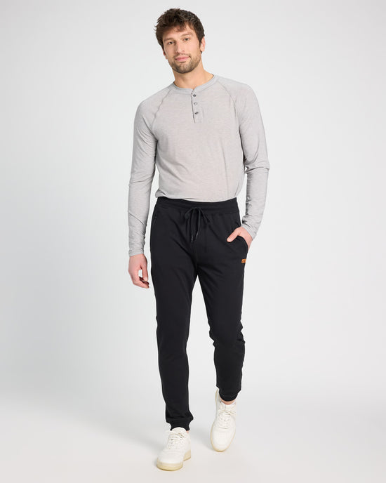 Black $|& LFG Endurance Jogger - UGC On Fig