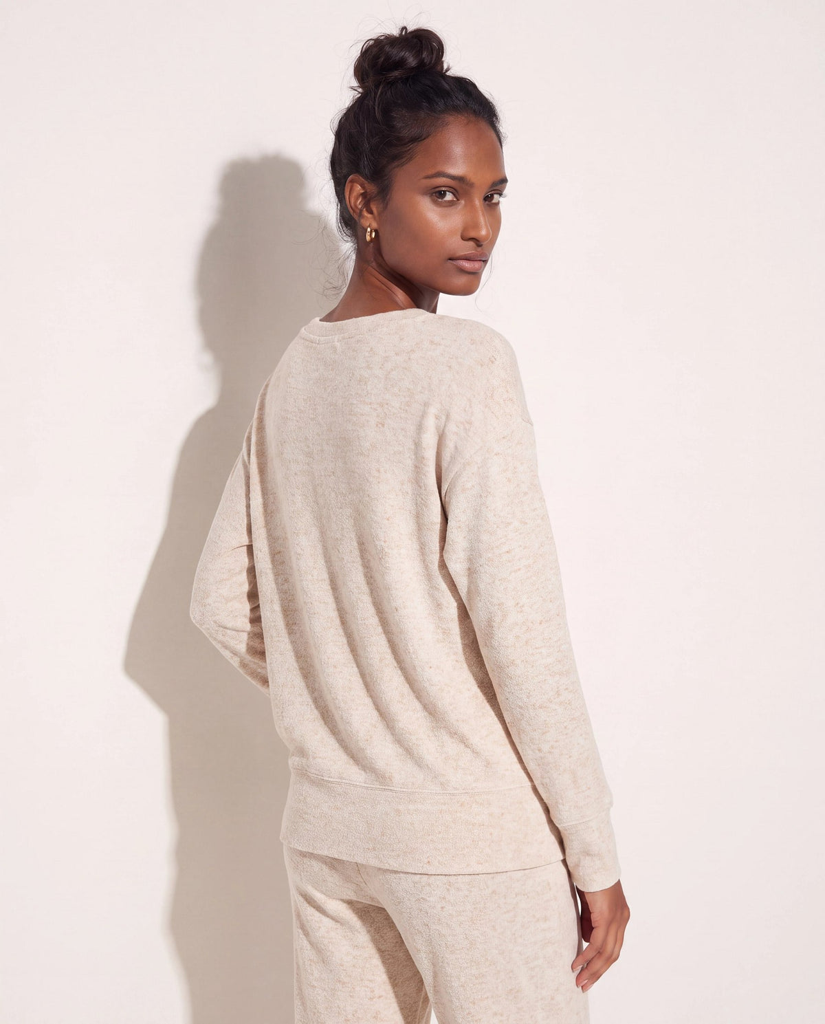 Oatmeal $|& SEAS Dreamy Hacci Pullover - SOF Back