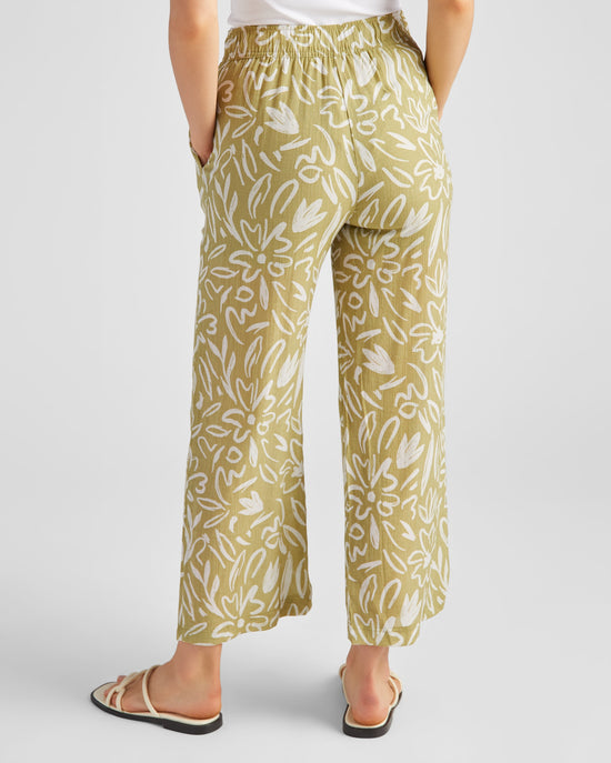 Lime Print $|& Be Cool Floral Pant - SOF Back