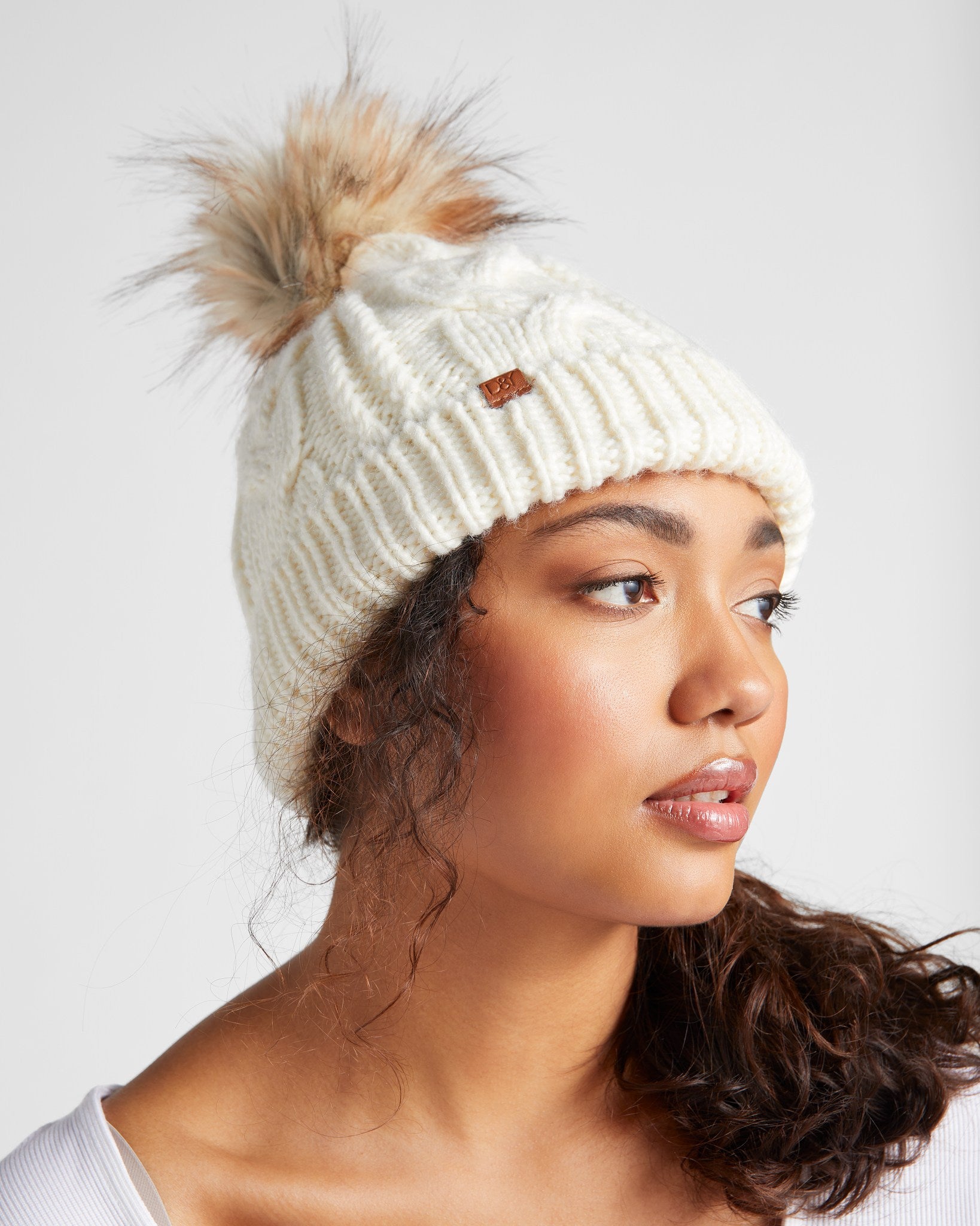 Ivory $|& David & Young Knit Beanie with Faux Fur Pom & Lining - SOF Detail