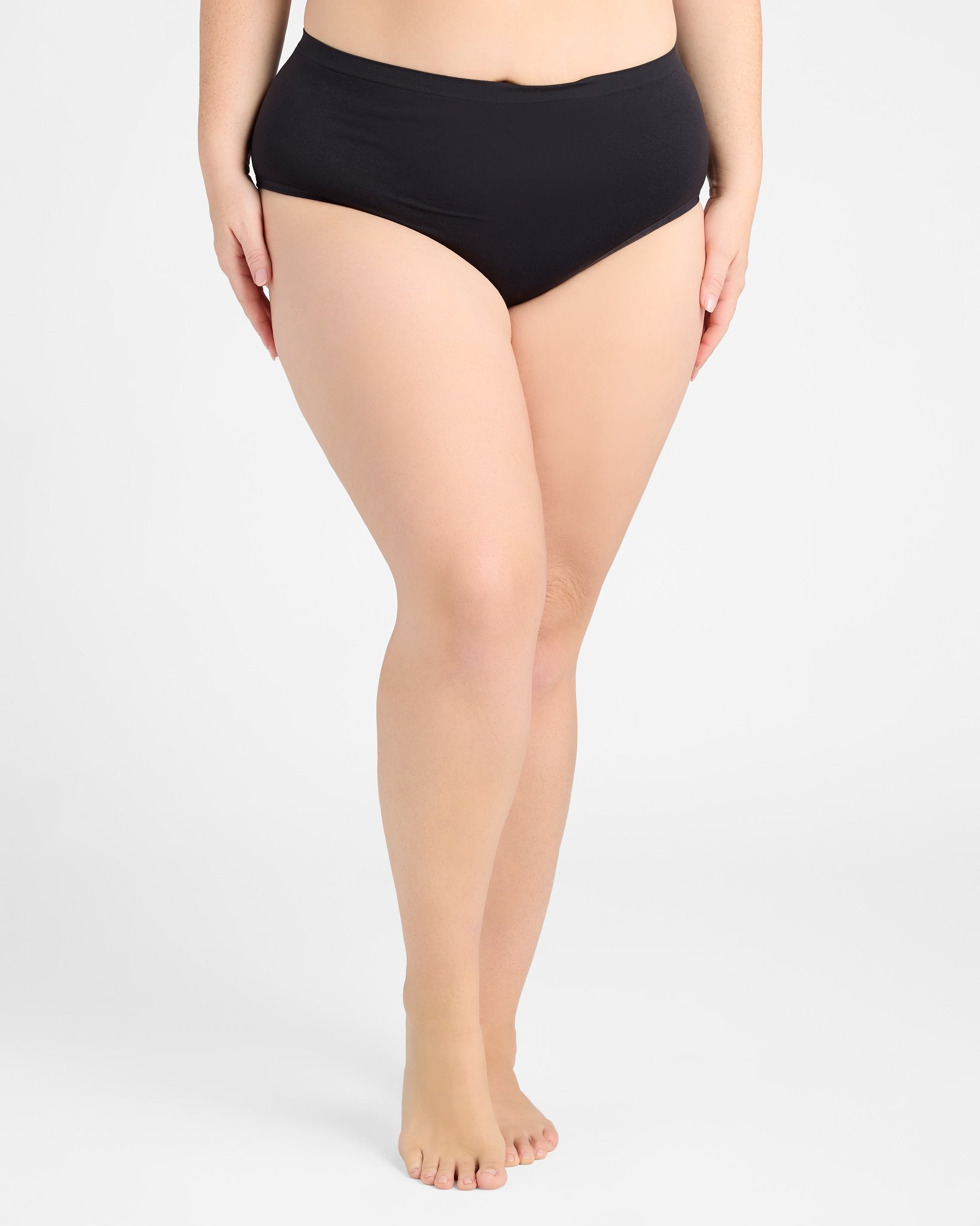 Black/Porcelain/Brown $|& Capezio Seamless Textured Hipster 3 Pack - SOF Side